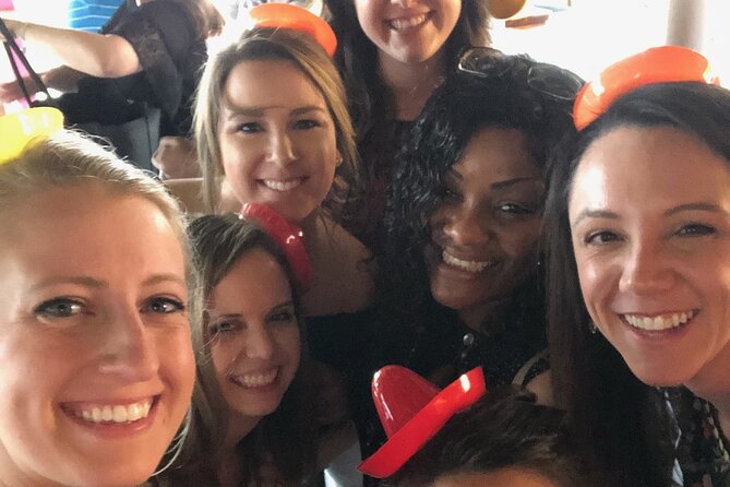 Dallas' Best Tacos and Margaritas Coach Tour - The guides are a major part of the experience