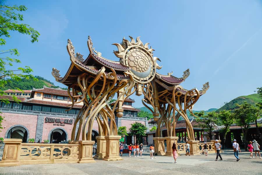 Danang: Golden Bridge by Private Car or Bus w hotel pickup - Who should book this experience