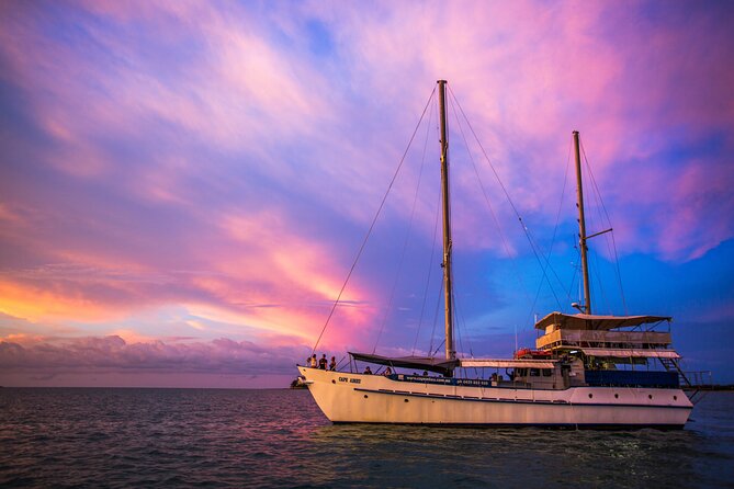 Darwin Hop-on Hop-off Bus Tour - Stops 6 and 7: Mindil Beach, the casino, and Darwin’s main museum