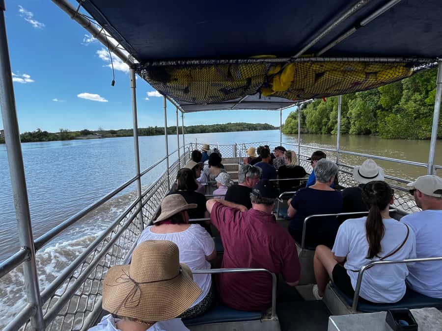 Darwin: The Croc Bus to the Famous Jumping Crocodile Cruise - Humpty Doo and the 13-meter Boxing Crocodile