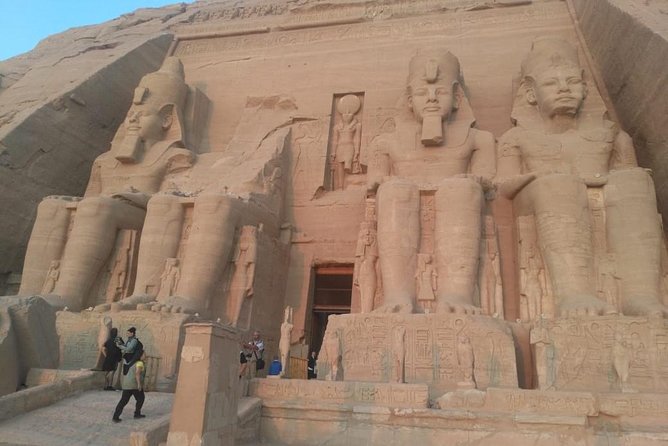 Day Tour to Abu Simbel from Aswan by Bus - The first view of Ramses II’s temple