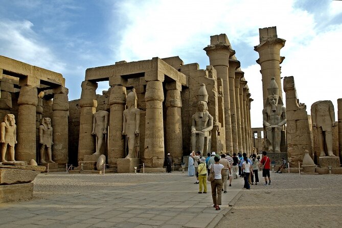 Day Tour To Luxor from Hurghada by Bus with Lunch - Hatshepsut Temple and the story of a female pharaoh