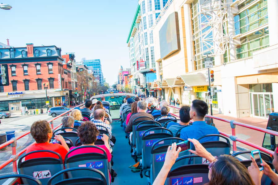 DC: Hop-on Hop-off, Arlington Walking Tour, and Night Tour - Who should book this package