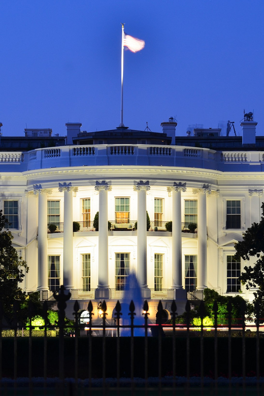 DC: Open-top Monuments and Memorials Sightseeing Night Tour - Starting at Union Station at 6:30 PM
