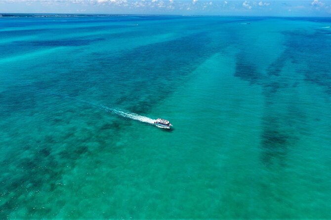 Discovering Isla Mujeres on a Double Decker Catamaran - Isla Mujeres: lunch, hammocks, and free time