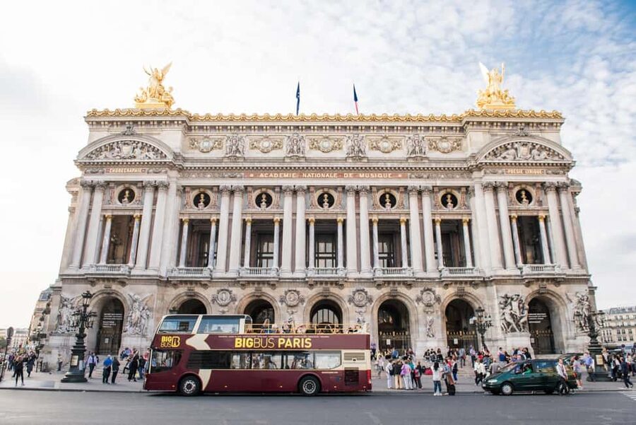 Disneyland Paris: Bus Sightseeing Tour in Paris - Practical advice for a smoother day