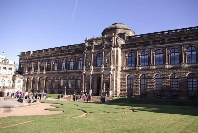 Dresden: 10-Hour-Tour from Berlin by VW-Bus - Dresden Castle and the Green Vault