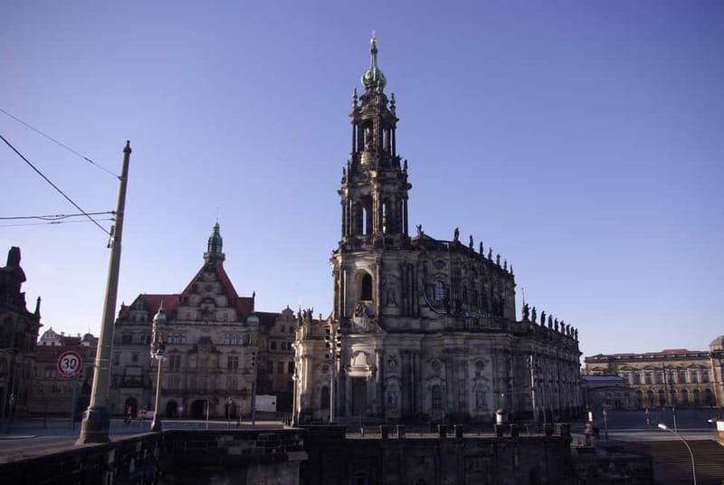 Dresden: 10-Hour-Tour from Berlin by VW-Bus - Fürstenzug, Stallhof, and Dresden Fortress