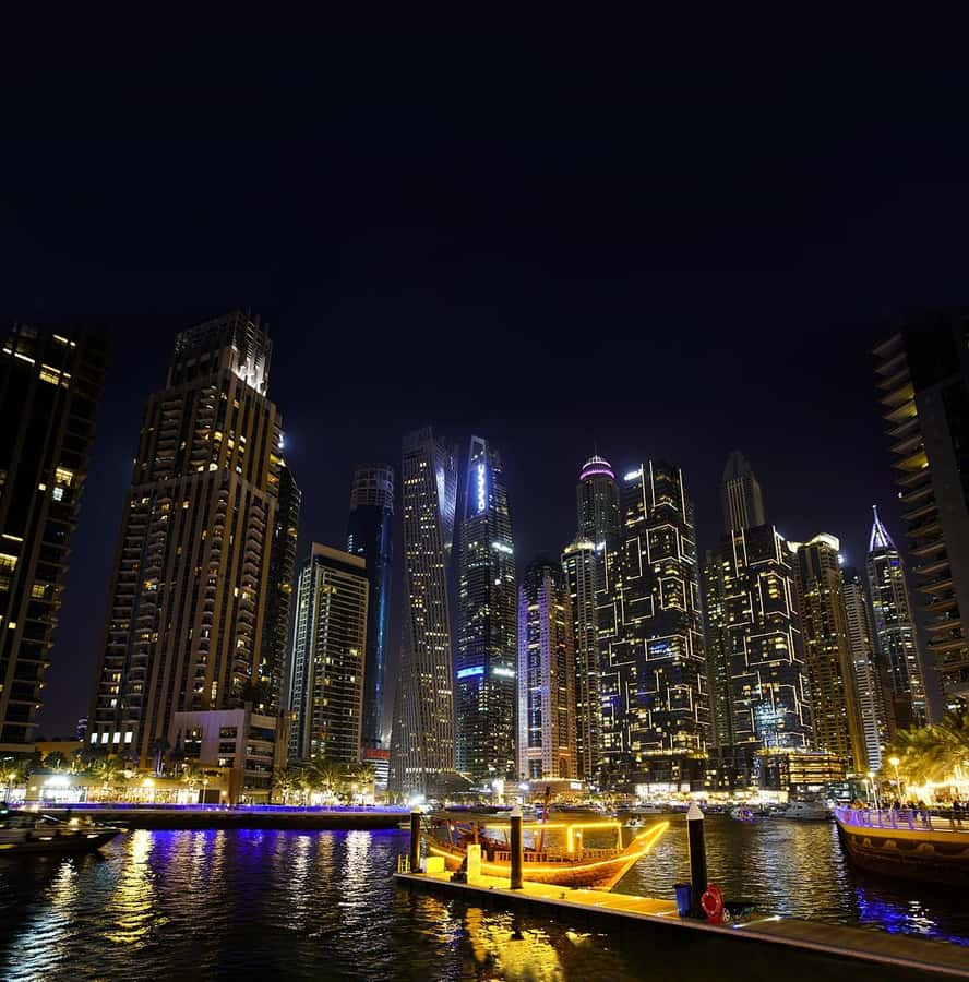 Dubai: Big Bus Panoramic Night Tour & Optional Dinner Cruise - Practical comfort tips for the open-top bus