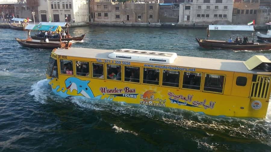 Dubai: Old town tour with Wonder Bus, souks, Creek and Guide - The best part: entering Dubai Creek