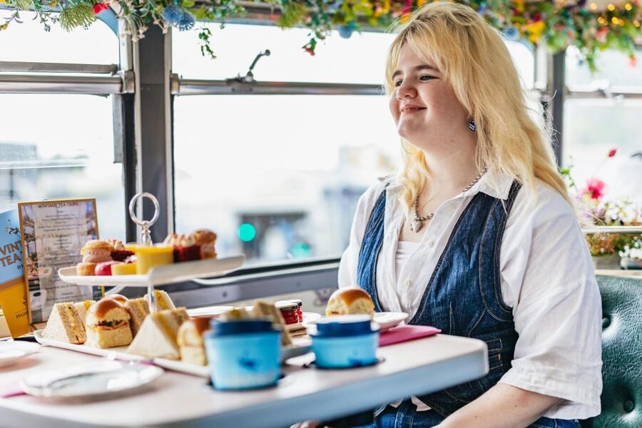 Dublin: Afternoon Tea Vintage Bus Tour - Upstairs, downstairs, and the limits of a vintage bus