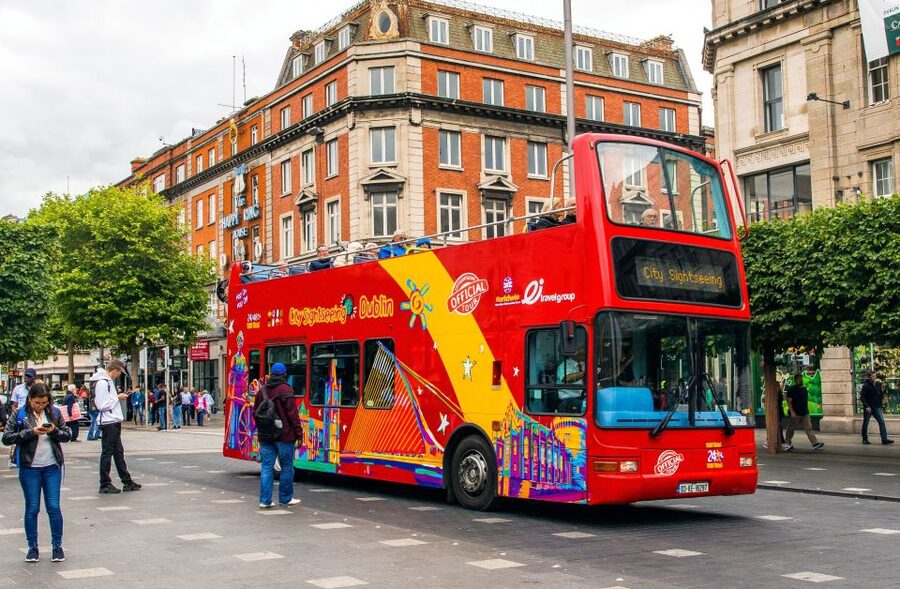 Dublin: City Sightseeing Hop-On Hop-Off Bus Tour - Timing, queues, and the one-way problem