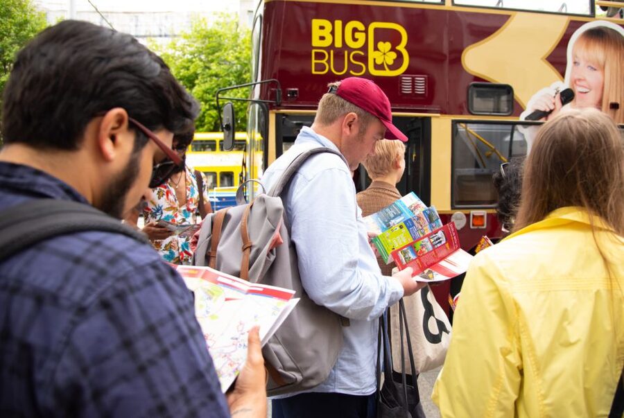 Dublin: Jameson Whiskey Distillery & Hop-on Hop-off Bus Tour - Irish Museum of Modern Art and Phoenix Park