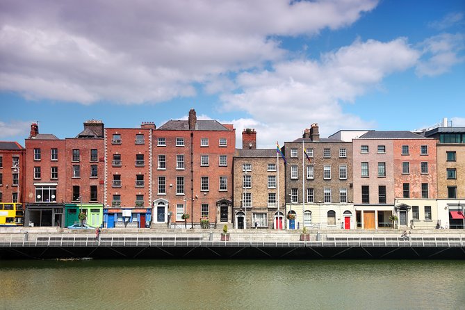 Dublin Public Transport and Hop-On Hop-Off Sightseeing Bus Tour - What the pickup process means for your schedule