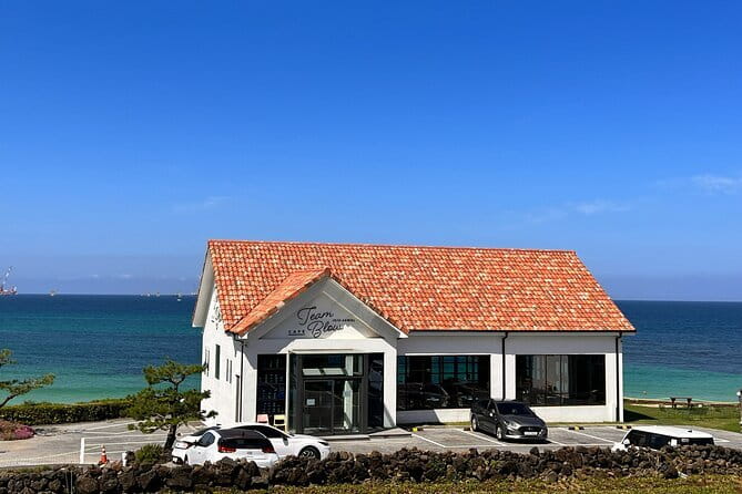 East of Jeju island Bus Tour from Seogwipo city, Jeju island - The coastal drive and Haenyeo Museum