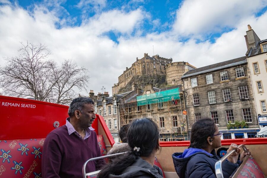 Edinburgh: Hop-On Hop-Off Bus Pass with 3 City Tours - Practical details before you board