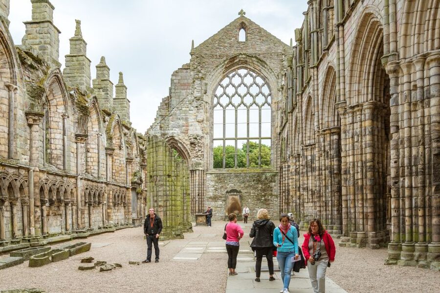 Edinburgh: Royal Attractions with Hop-On Hop-Off Bus Tours - Is $102 good value?