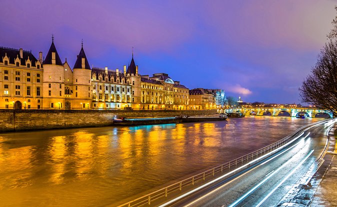 Eiffel Tower and City Tour by Bus with Seine River Cruise Option - Should you book it?