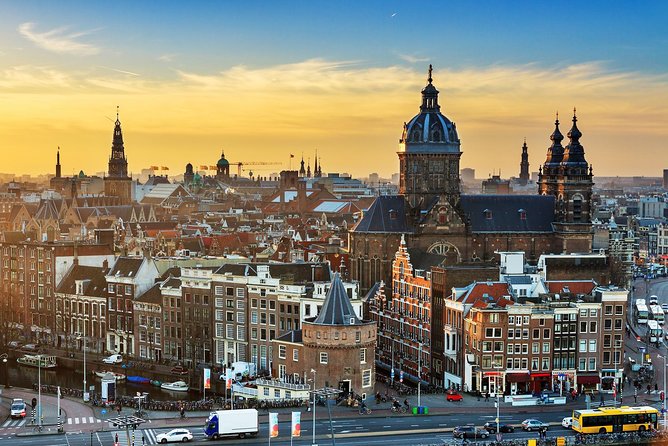 Excursion to Amsterdam by bus from Brussels - Who will get the most from this outing