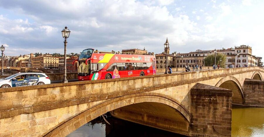 Florence: Hop-on Hop-off Bus Tour: 24, 48 or 72-Hour Ticket - Audio commentary, Wi-Fi, and the mobile app