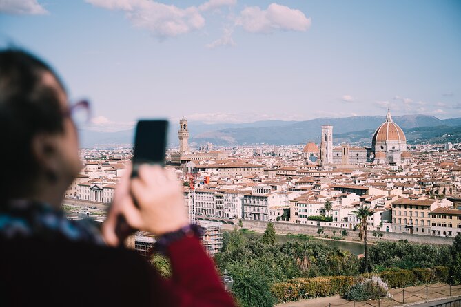 Florence Hop On Hop Off Shore Excursion from Livorno - The Livorno start: arrive early and find the green shirts