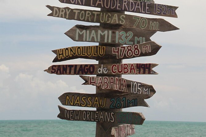 Fort Lauderdale/Hollywood: Key West Full-Day Tour in Luxury Coach Bus - Key West for six hours, without the long drive