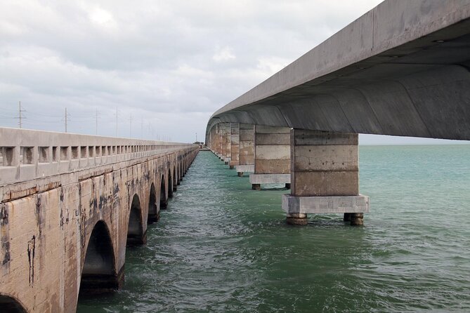 Fort Lauderdale/Hollywood: Key West Full-Day Tour in Luxury Coach Bus - From Miami’s beach districts to Key Largo