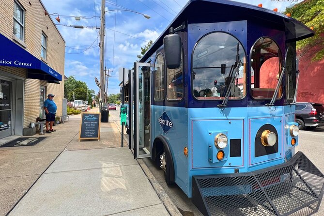 Franklin Hop-On Hop-Off Sightseeing Tour with Live Narration - Stop 2: 108 Bridge Street and the Moore Morris History & Culture Center