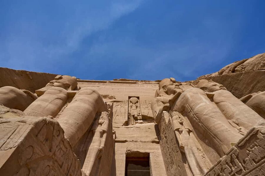 From Aswan: Trip to Abu Simbel by Bus - The 4 a.m. departure changes the whole day