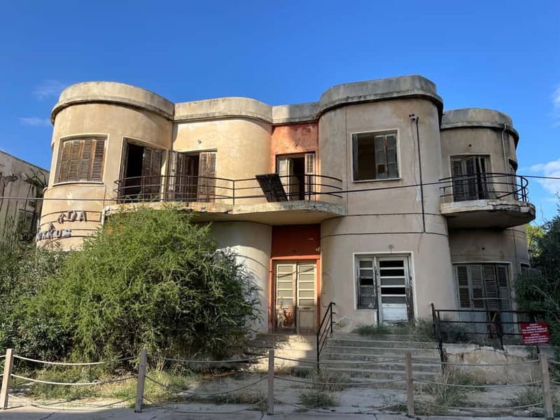 From Aya Napa/Protaras: Varosha Ghost Town Tour on a Red Bus - Why Varosha is unlike any ordinary beach excursion