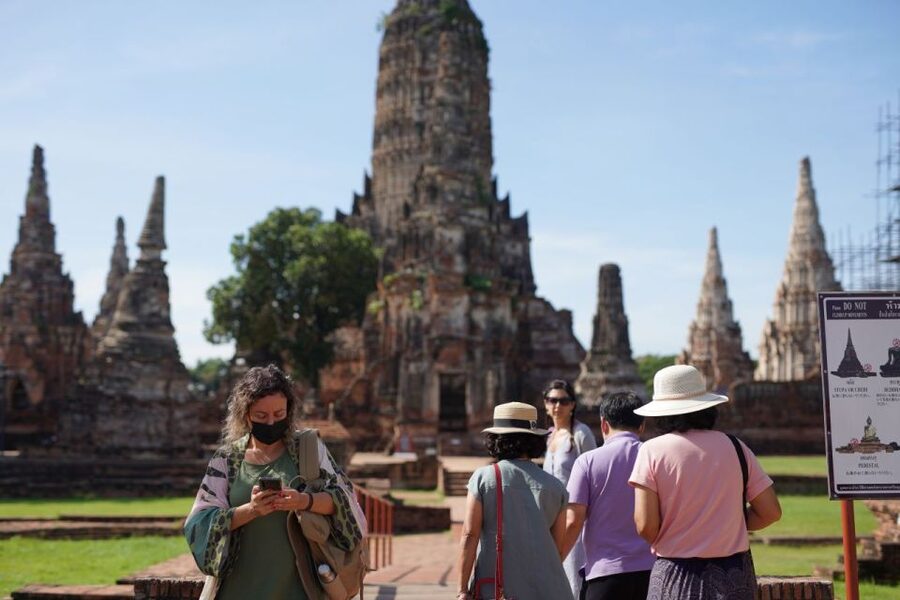 From Bangkok: Ayutthaya Historical Day Tour by Bus - Lunch in Ayutthaya and a taste of local food