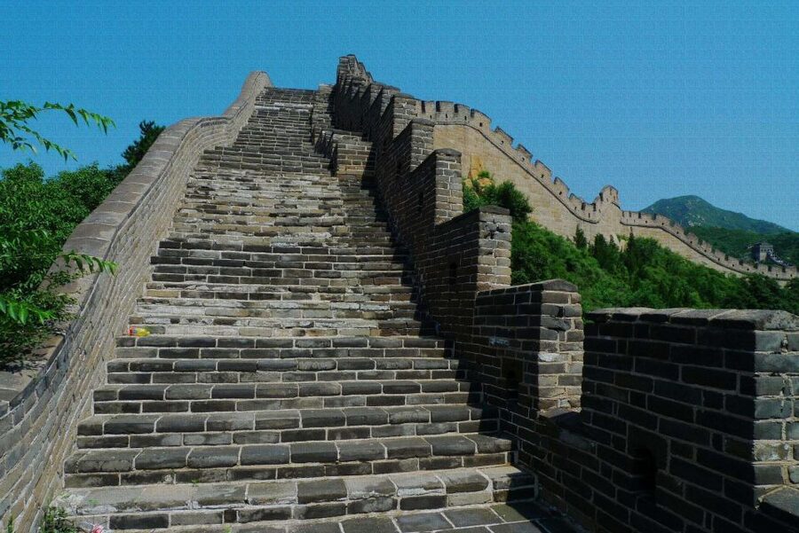 From Beijing: Badaling Great Wall Bus Group Tour - English guidance depends on when you book