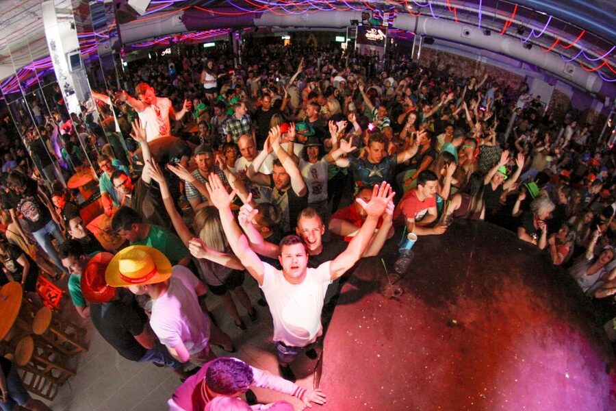 From Can Picafort: Ballermann Night Tour by Bus - Bierstrasse, Bierkönig, and the main party mile