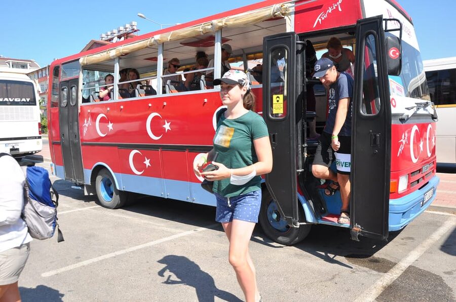 From City of Side: Cabrio Bus Safari & Boat Tour with Lunch - Commercial stops and the animal park concern