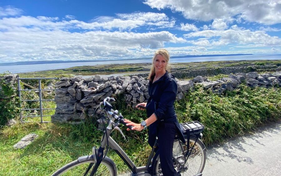 From Doolin: Day Trip to Inisheer with Bike or Bus Tour - Who should book this Inisheer trip?