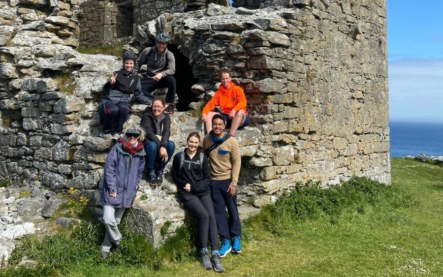 From Doolin: Day Trip to Inisheer with Bike or Bus Tour - Choosing a bicycle, e-bike, or tractor tour