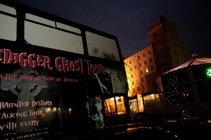 From Dublin: Gravedigger Ghost Bus Tour - Starting outside H&M and settling into the bus