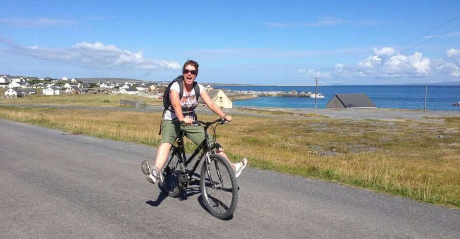From Galway: Day Trip to Inisheer with Bike or Bus Tour - Key points to know before booking