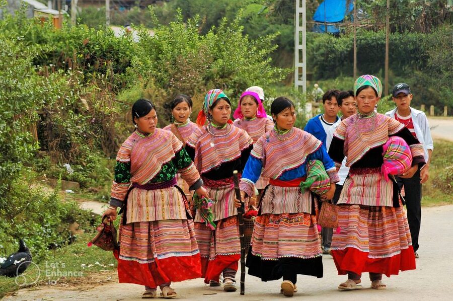 From Hanoi: 2-Day Sapa-Fansipan Peak & Trek & Ha Giang Bus - What the one-night hotel stay gives you