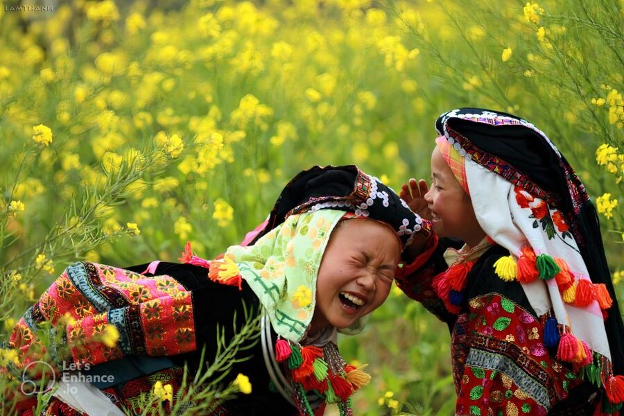 From Hanoi: 2-Day Sapa-Fansipan Peak & Trek & Ha Giang Bus - Riding the cable car to Fansipan