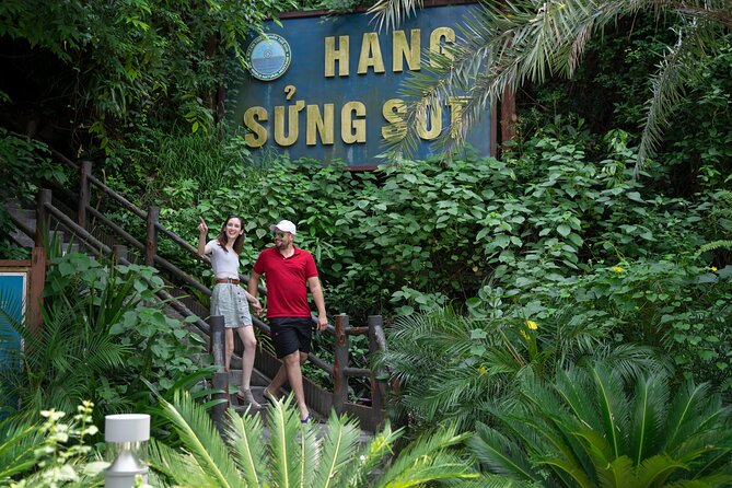 From Hanoi: 2D1N Ha Long Bay Deluxe Cruise with Bus Limousine - Pearl farming and kayaking