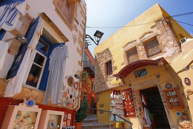From Heraklion : Full-Day Bus Trip to Chania city , Kournas lake & Rethymno city - Guides, languages, and the group atmosphere