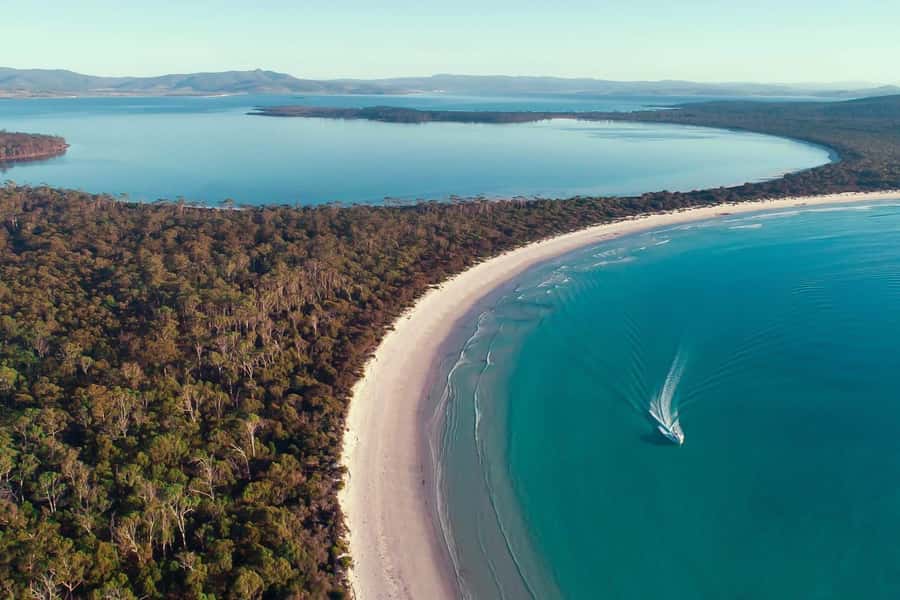 From Hobart: Day Tour to Maria Island with Bus Connection - Key points to know before booking