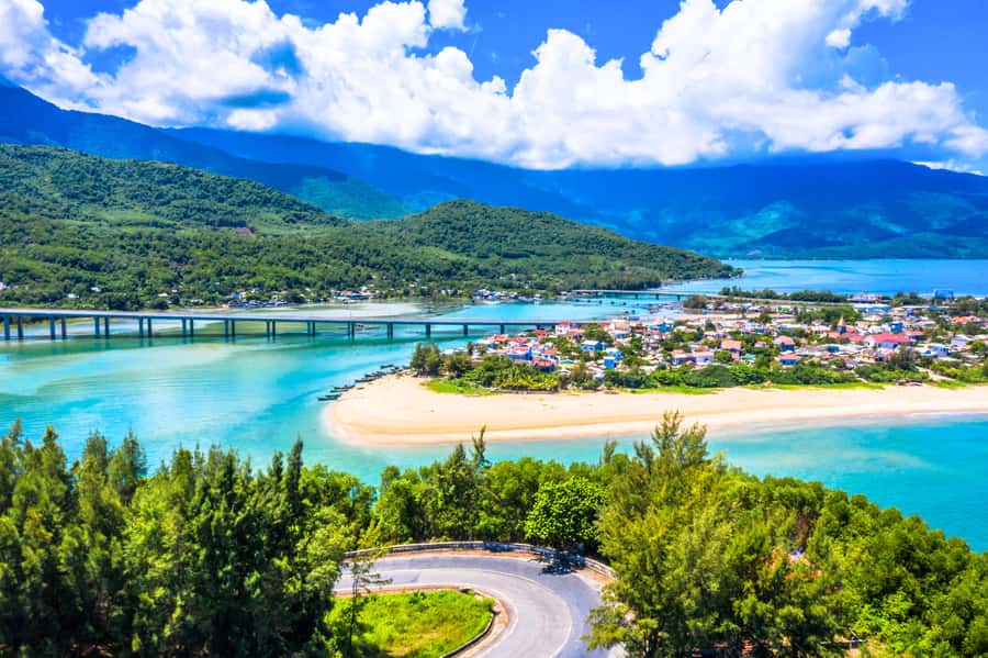 From Hue: Hoi An Guided Bus Tour with 4 Scenic Stops - Marble Mountains and the final major stop