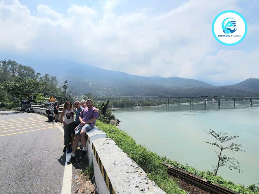 From Hue: Hoi An Guided Bus Tour with 4 Sightseeing Stops - Hai Van Pass, the best view from the road