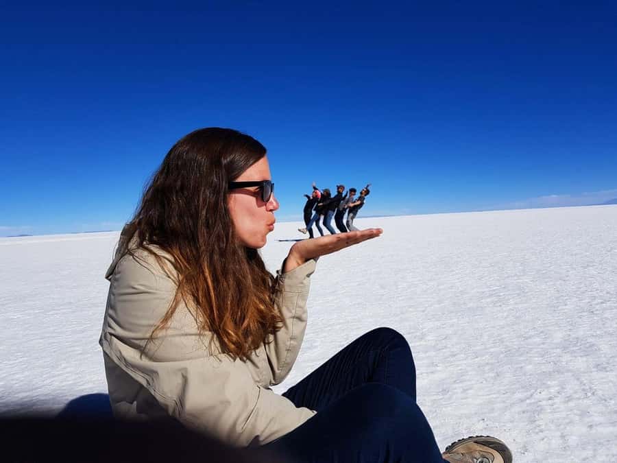 From La Paz: Salar de Uyuni 3-D Tour+Entrance Tickets by Bus - Key points to know before booking