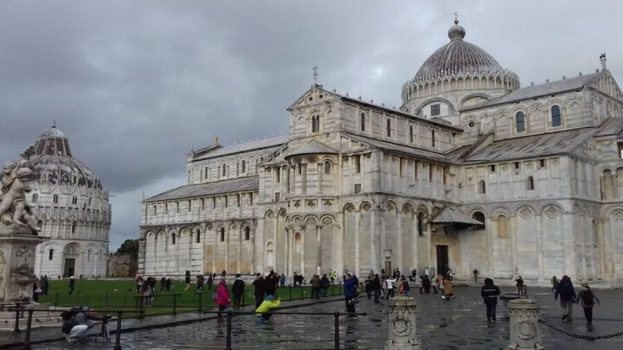 From Livorno: Guided Day Trip to Florence and Pisa by Bus - The bus ride from Livorno to Florence