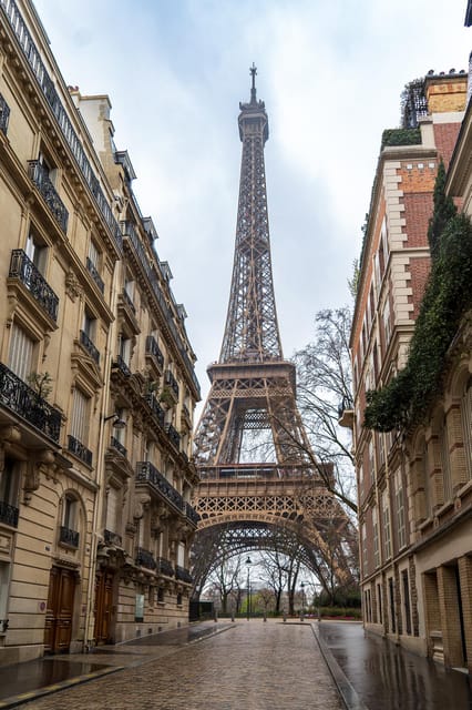 From London: Paris Tour with Sightseeing Bus & Lunch Cruise - Is $472 a fair price?