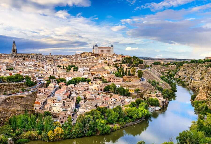 From Madrid: Guided Day Trip to Toledo by Bus - The coach ride and Mirador del Valle
