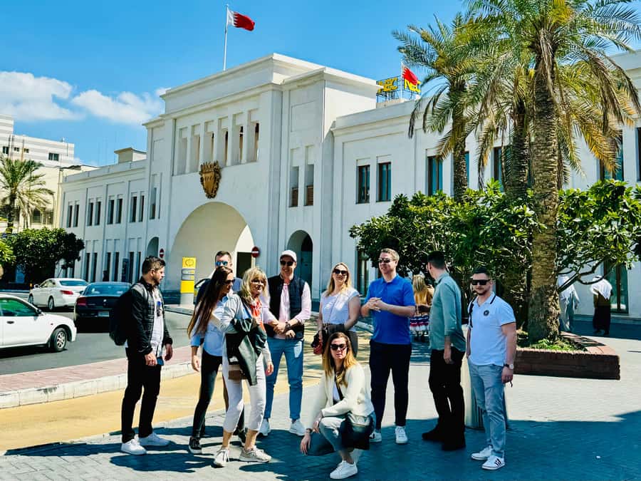 From Manama: Bahrain Guided Trip - Bahrain Fort and the island’s ancient story
